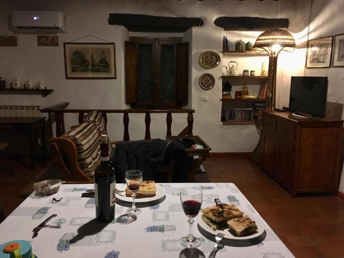 La Cuccia - La Villa-San Pacrazio Ambra Exterior foto